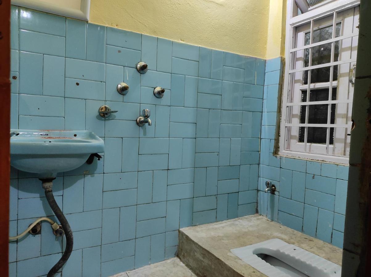 Wind Home Darjeeling- Budget Hotel Near Mall ดาร์จีลิง ภายนอก รูปภาพ