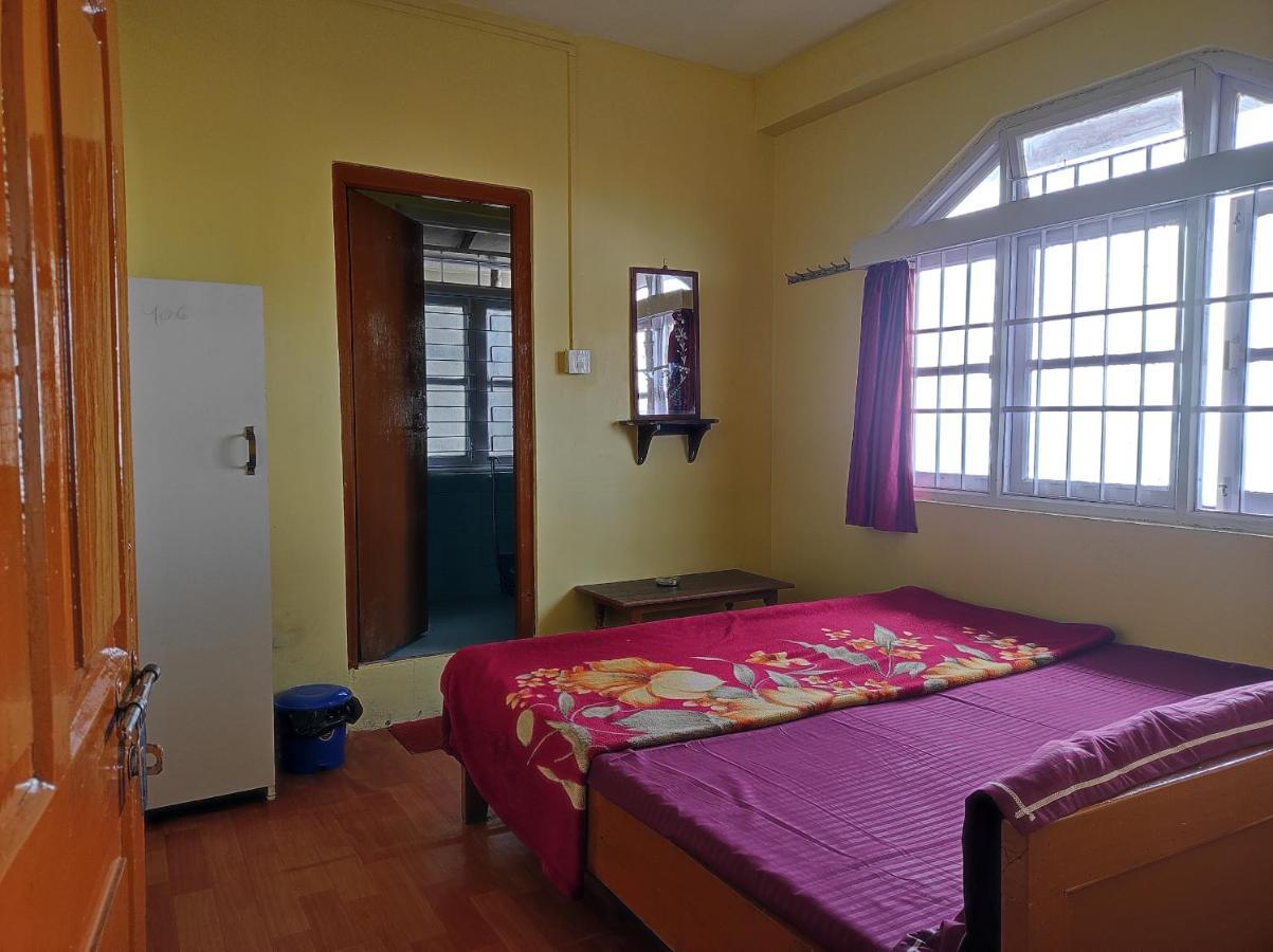 Wind Home Darjeeling- Budget Hotel Near Mall ดาร์จีลิง ภายนอก รูปภาพ