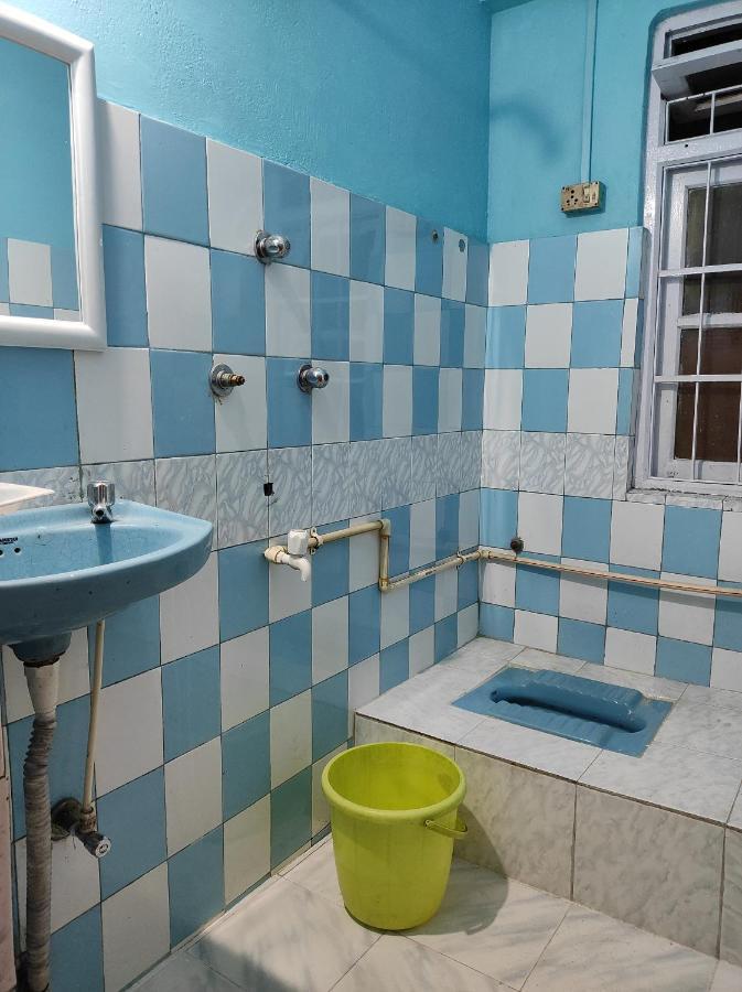 Wind Home Darjeeling- Budget Hotel Near Mall ดาร์จีลิง ภายนอก รูปภาพ
