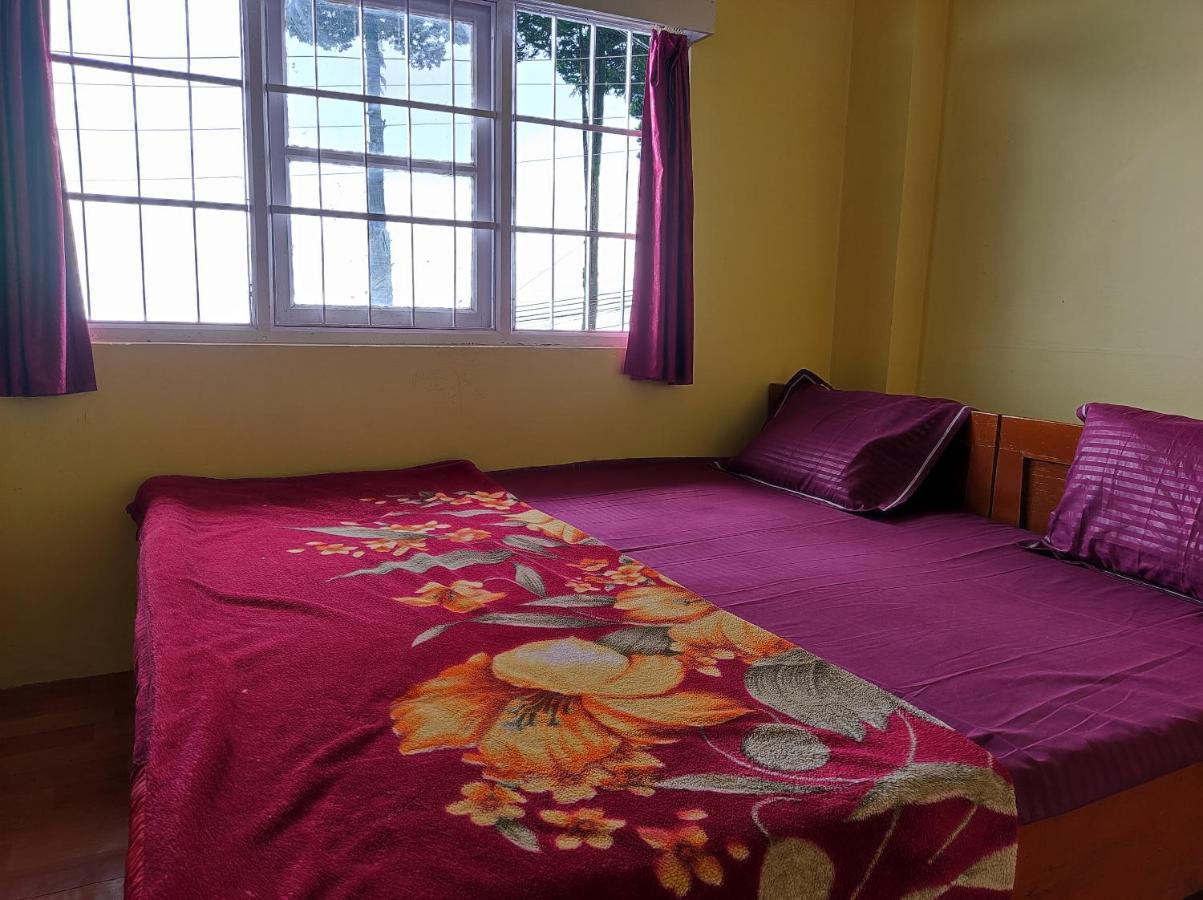 Wind Home Darjeeling- Budget Hotel Near Mall ดาร์จีลิง ภายนอก รูปภาพ