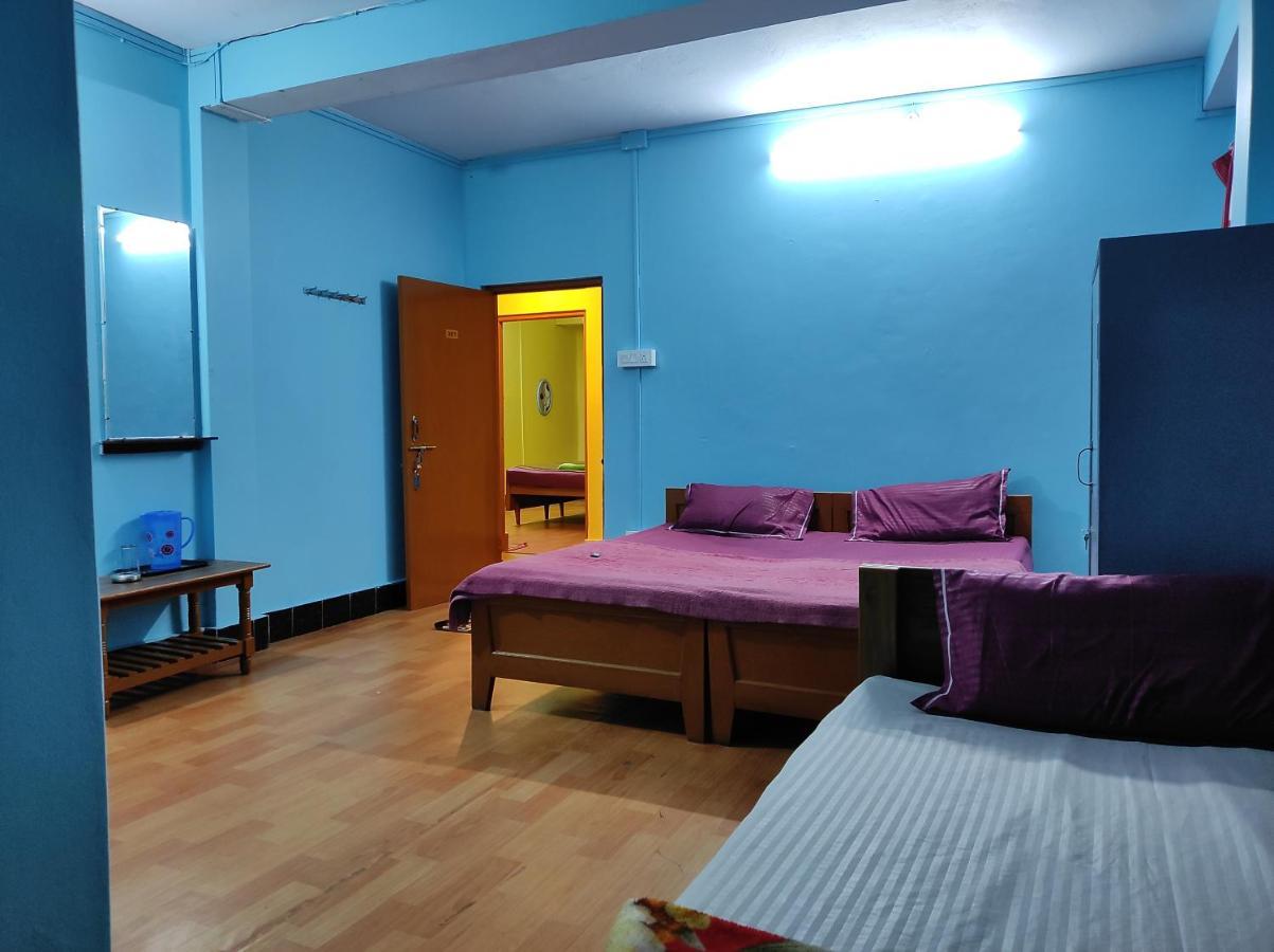 Wind Home Darjeeling- Budget Hotel Near Mall ดาร์จีลิง ภายนอก รูปภาพ