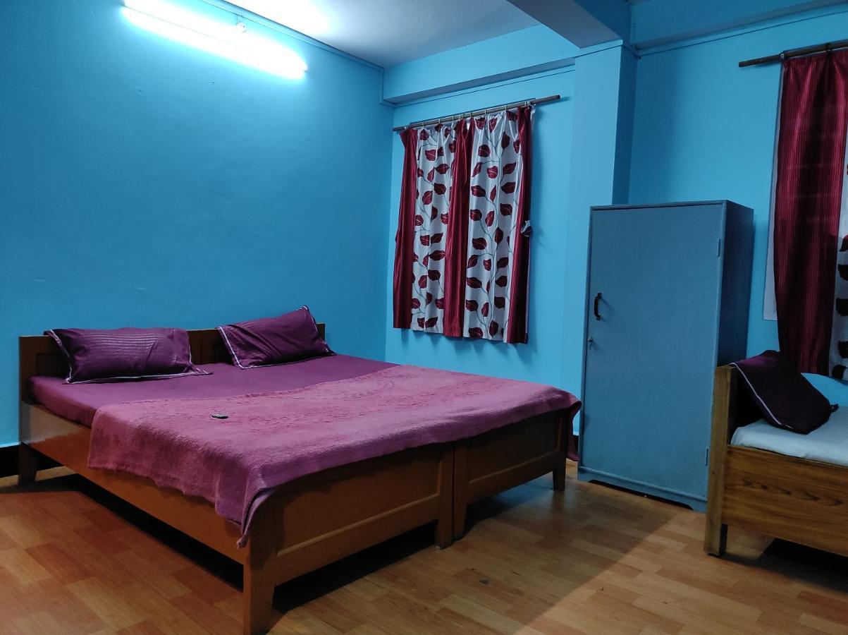 Wind Home Darjeeling- Budget Hotel Near Mall ดาร์จีลิง ภายนอก รูปภาพ
