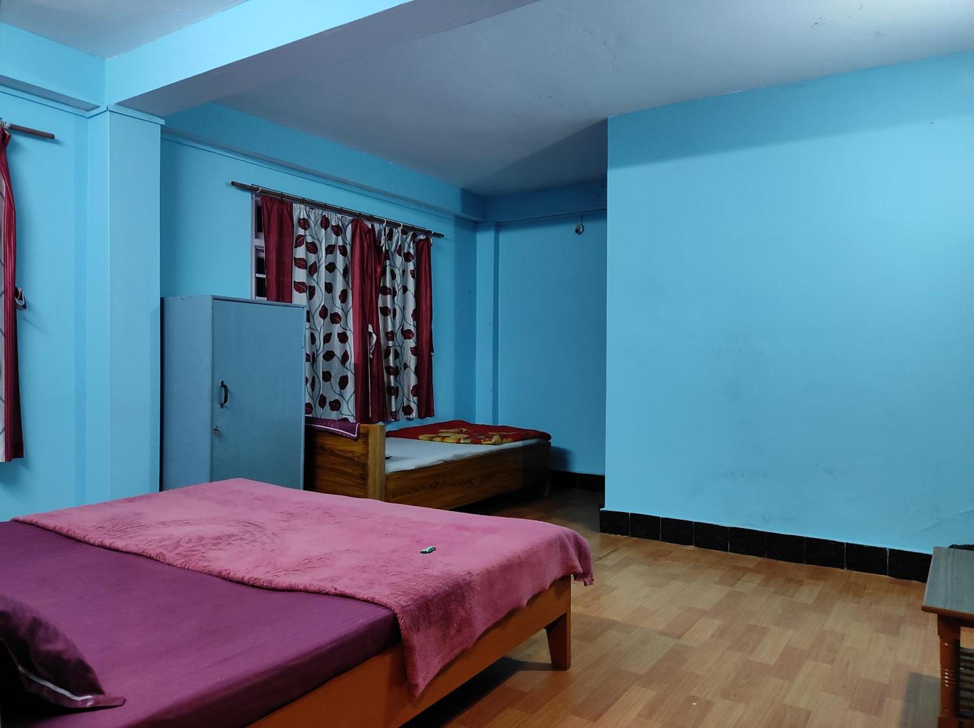 Wind Home Darjeeling- Budget Hotel Near Mall ดาร์จีลิง ภายนอก รูปภาพ